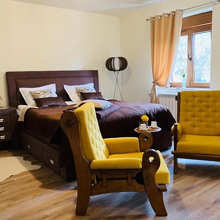 Zvjezdana Dolina Garni Hotel แอนดริเจวิกา ภายนอก รูปภาพ